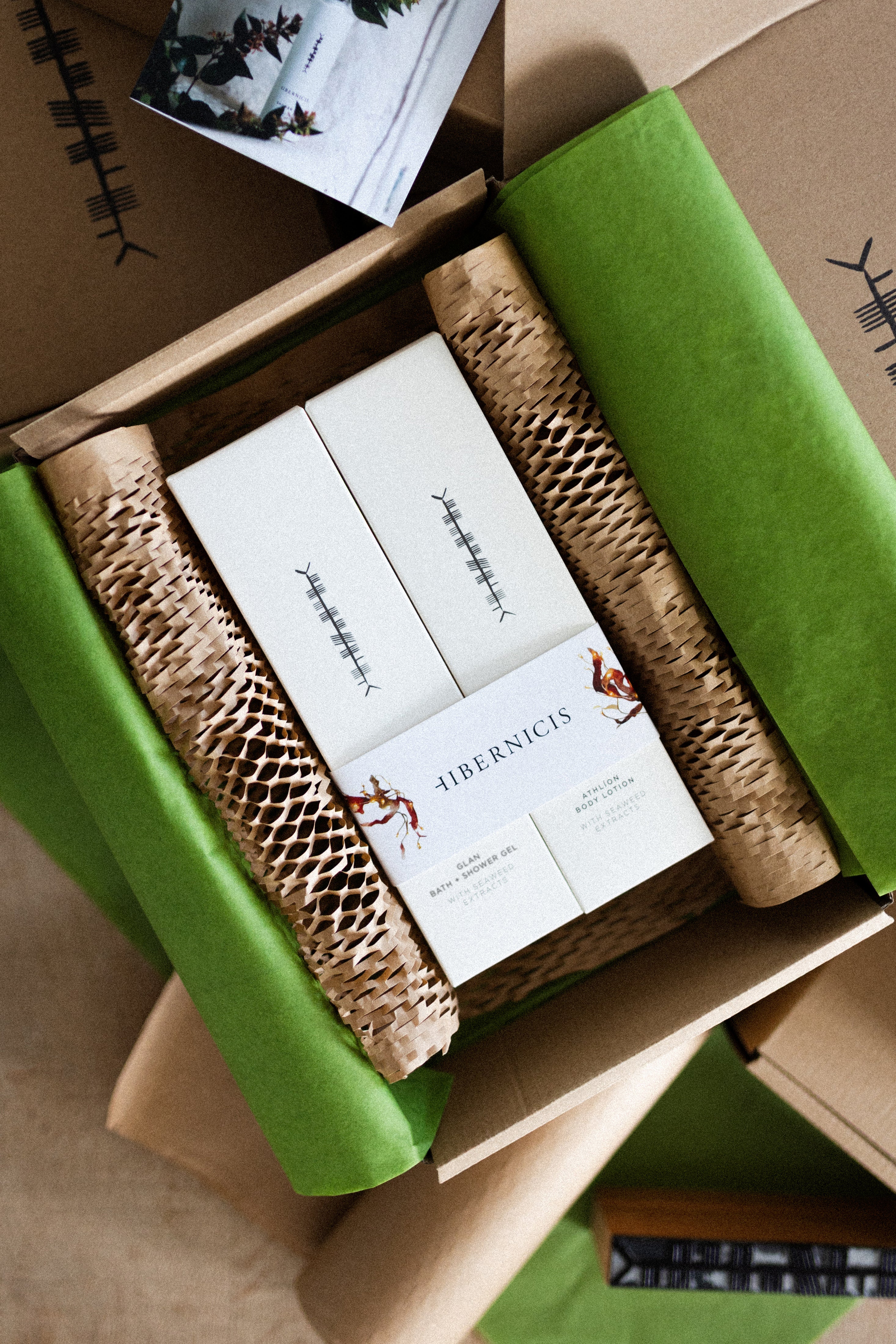 Bathed and Wrapped Gift Set: Glan Bath + Shower Gel and Athlíon Body Lotion